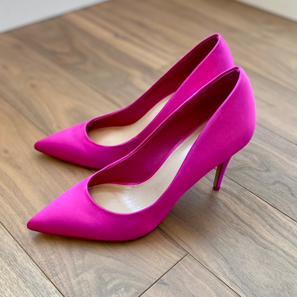 💖HOST PICK💖 ALDO Hot Pink Satin Heels